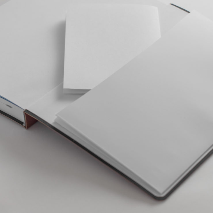 Επικόλληση πτυχωτού φακέλου εγγράφων